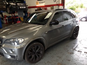 BMW X5 Air Suspension fault