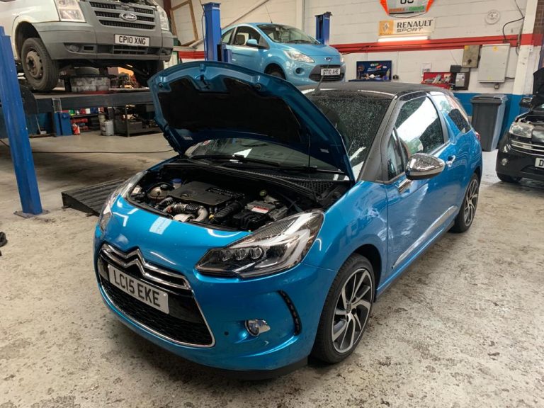 Citroen DS3 Cooling Fan module / Resistor Fault. Aarons Autos